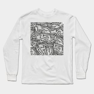 Black and White Zentangle Wavy Doodle Design Long Sleeve T-Shirt